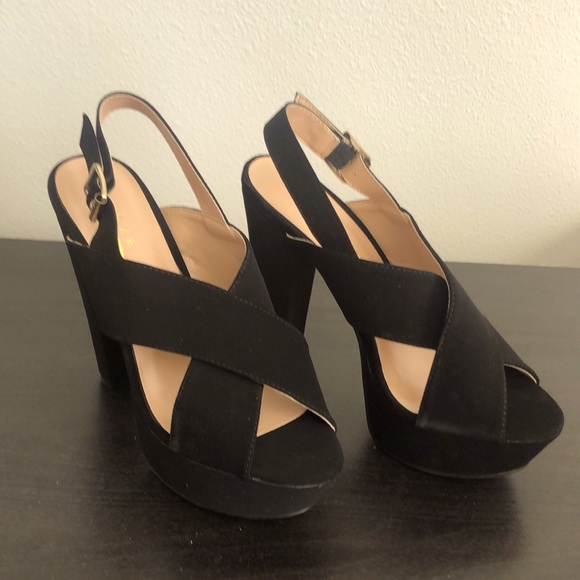 Glaze Shoes - Black suede high heels size 8